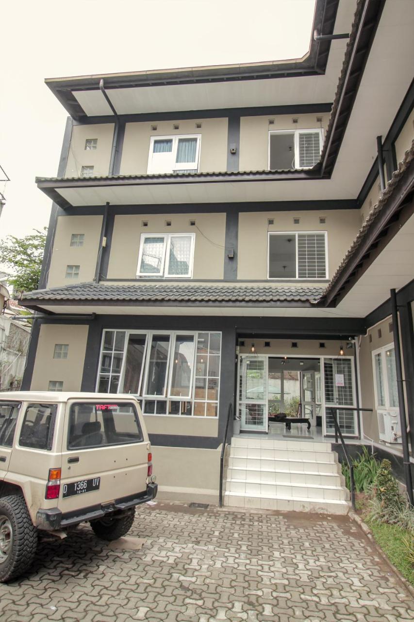 Oyo 260 Home 33 Бандунг Екстериор снимка