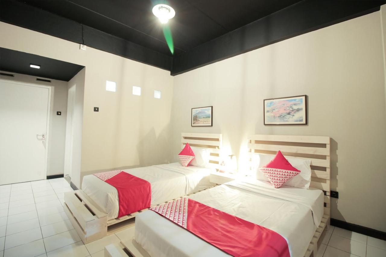 Oyo 260 Home 33 Бандунг Екстериор снимка
